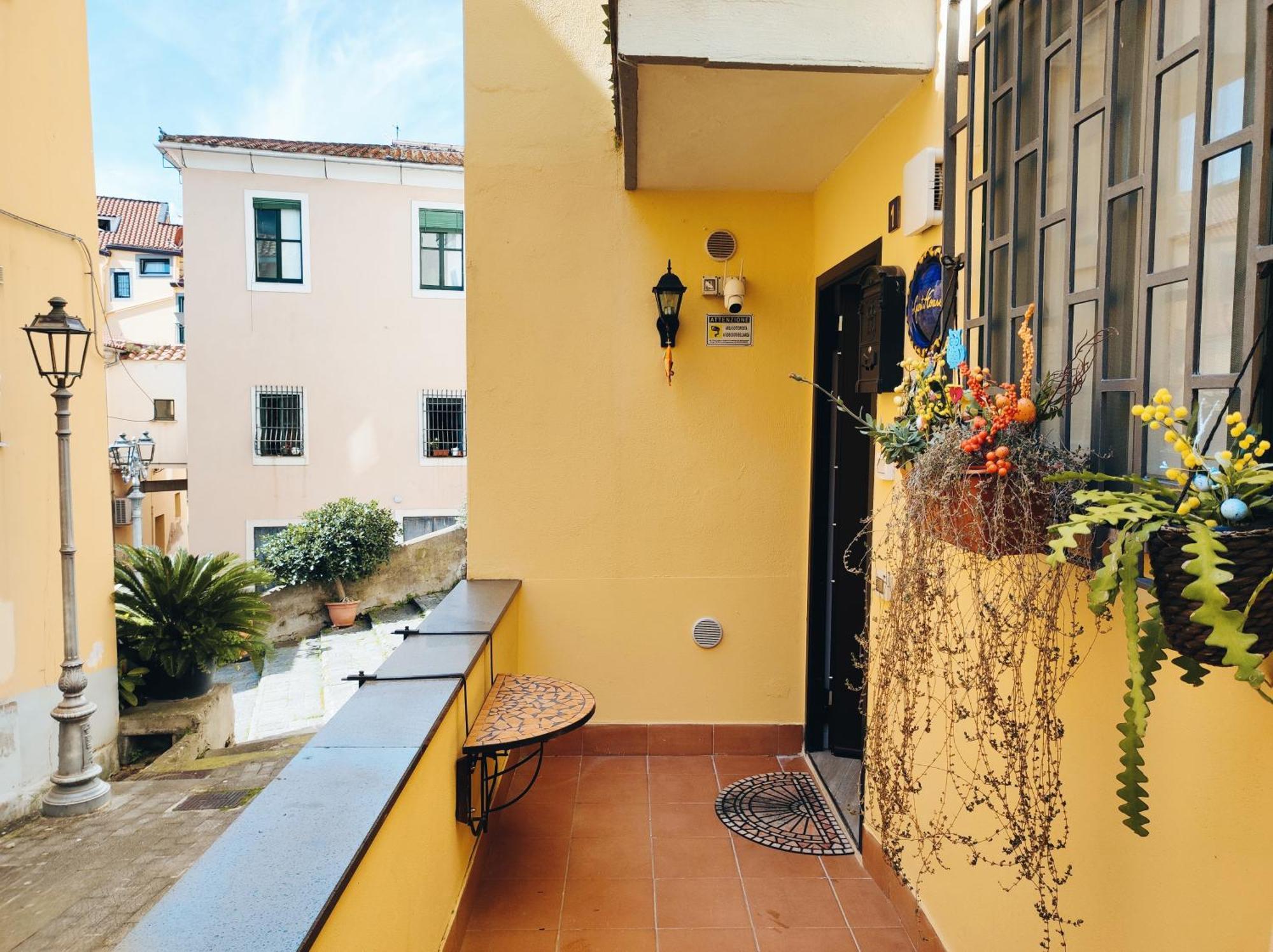 Smart House Ingresso Indipendente- Amalfi Coast Apartment Salerno Bagian luar foto